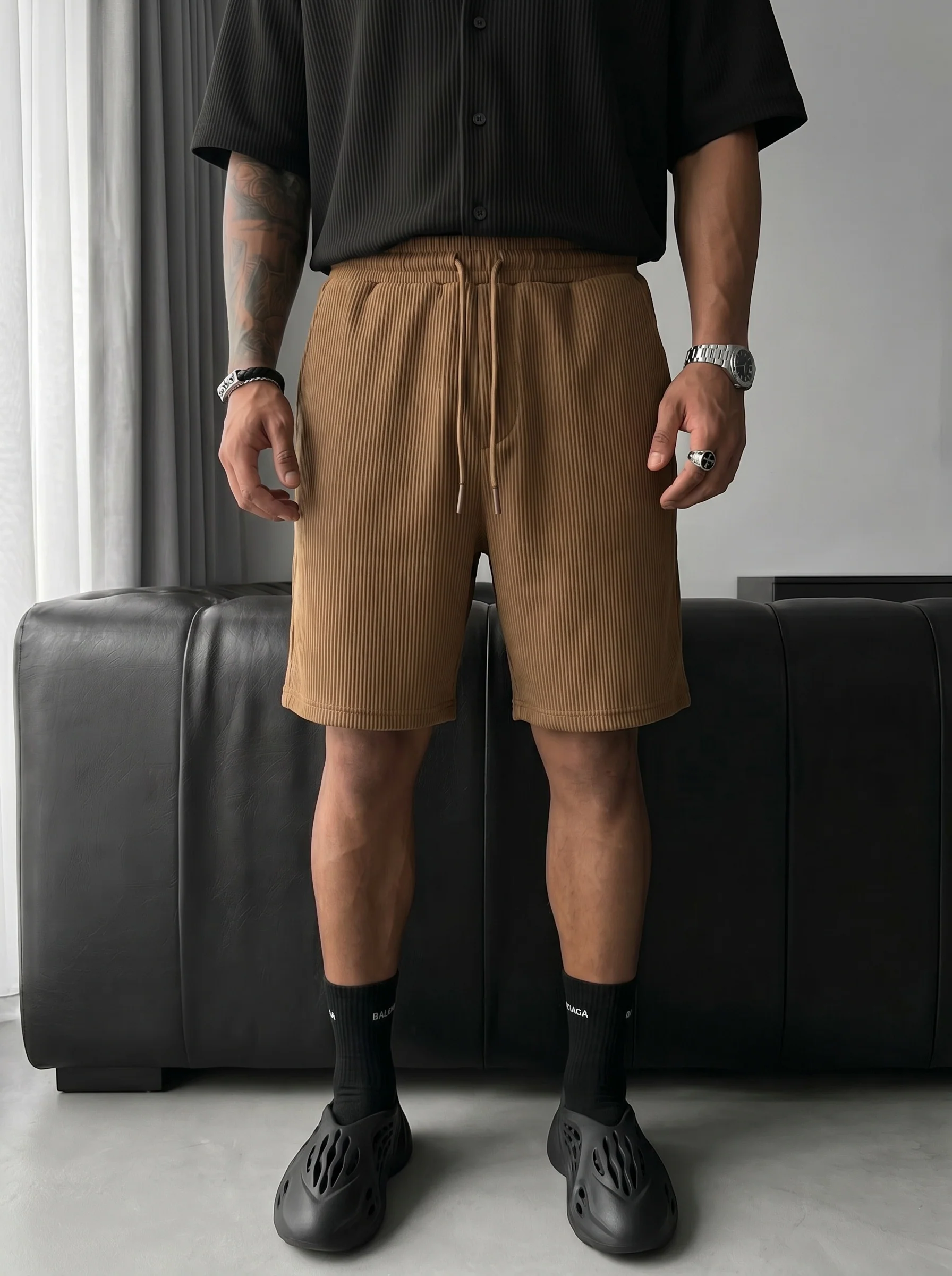 Loose Fit Cord Shorts - Brown - Image 3
