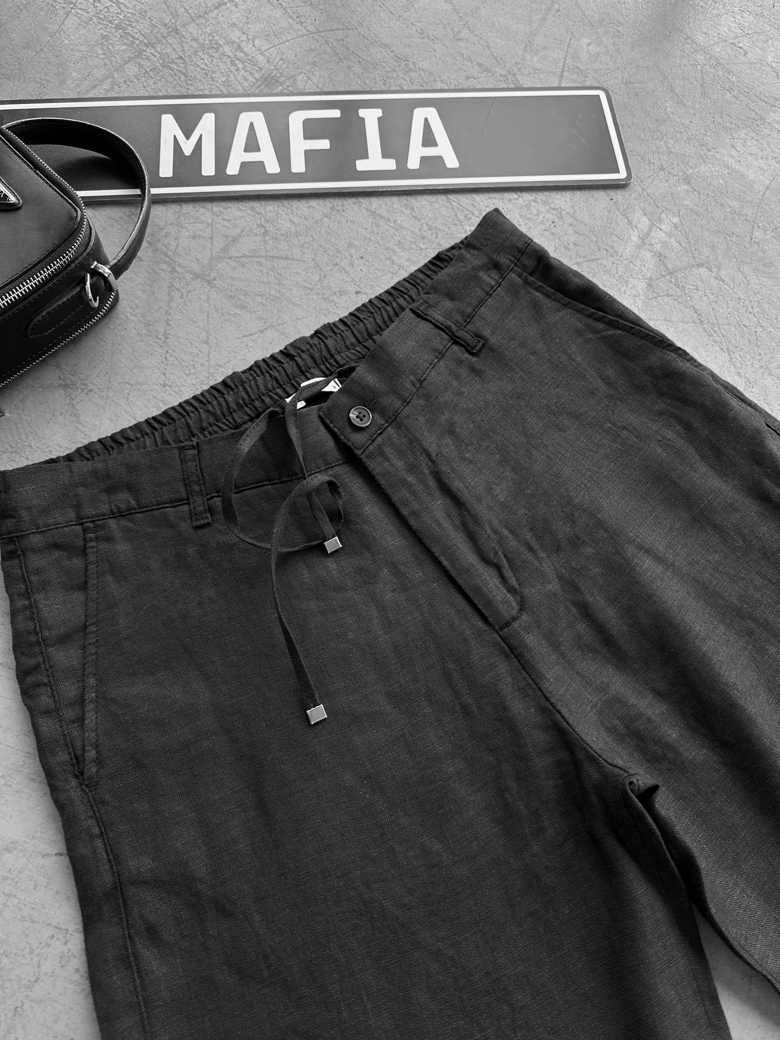 Loose Fit Linen Shorts - Black - Image 2