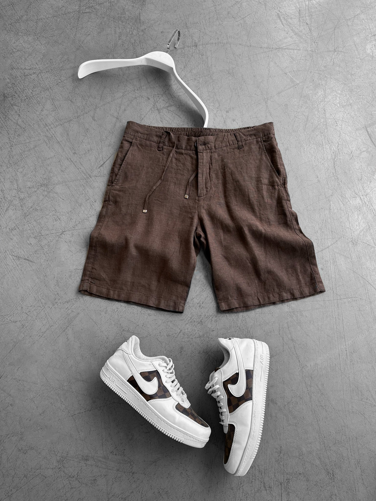 Loose Fit Linen Shorts - Dark Brown