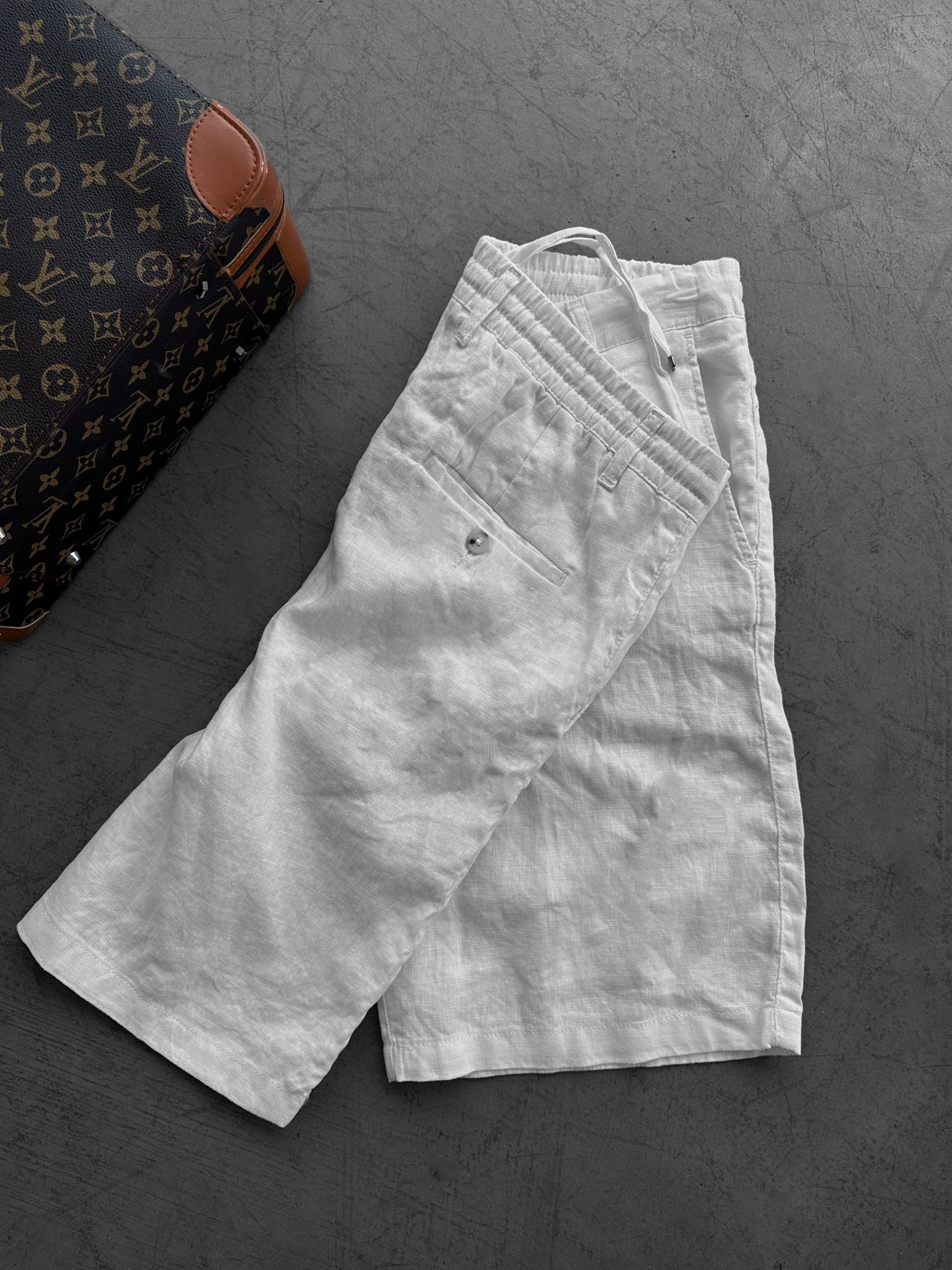 Loose Fit Linen Shorts - White - Image 2