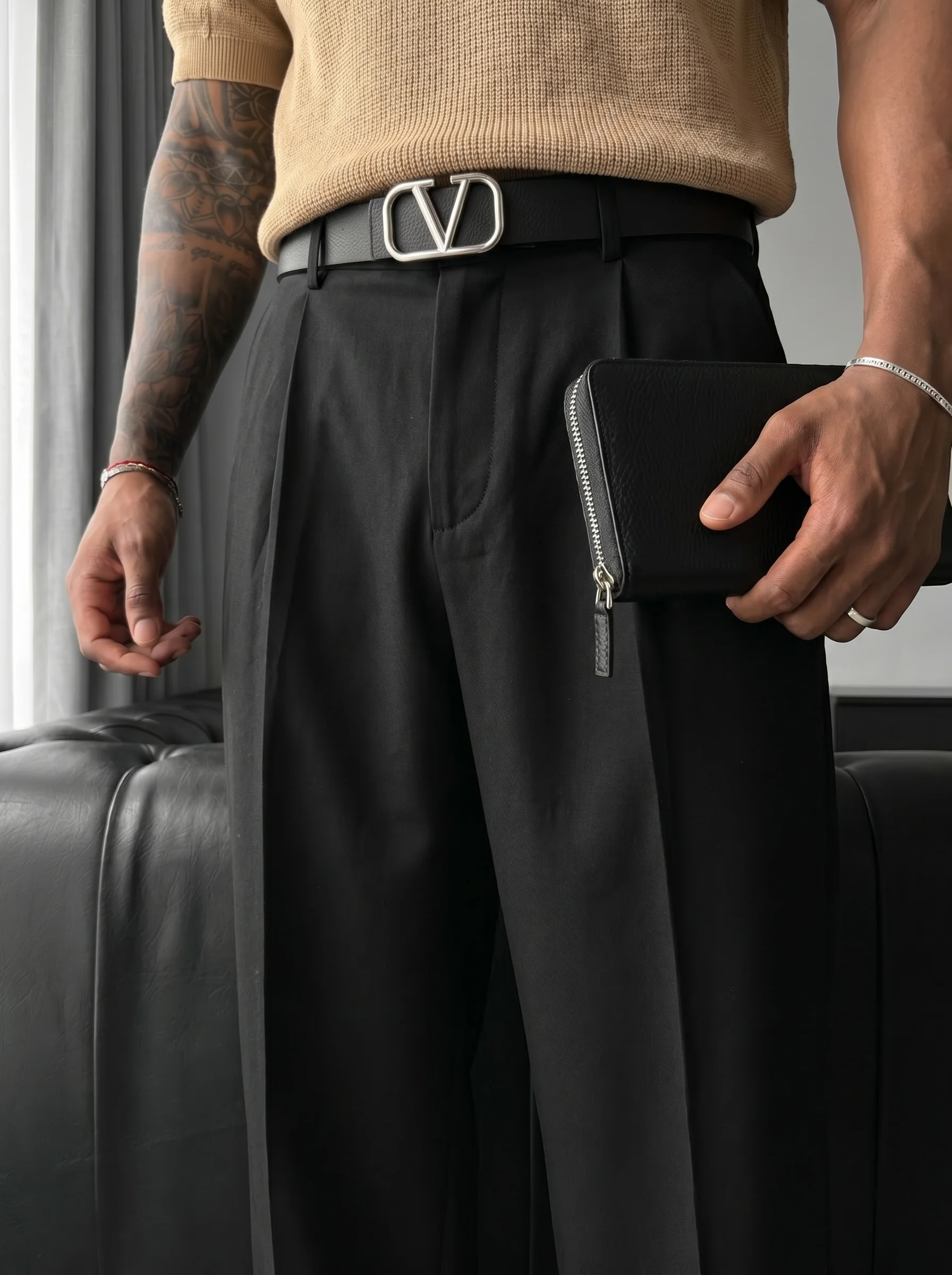 Loose Fit Pleated Trousers - Black - Image 3