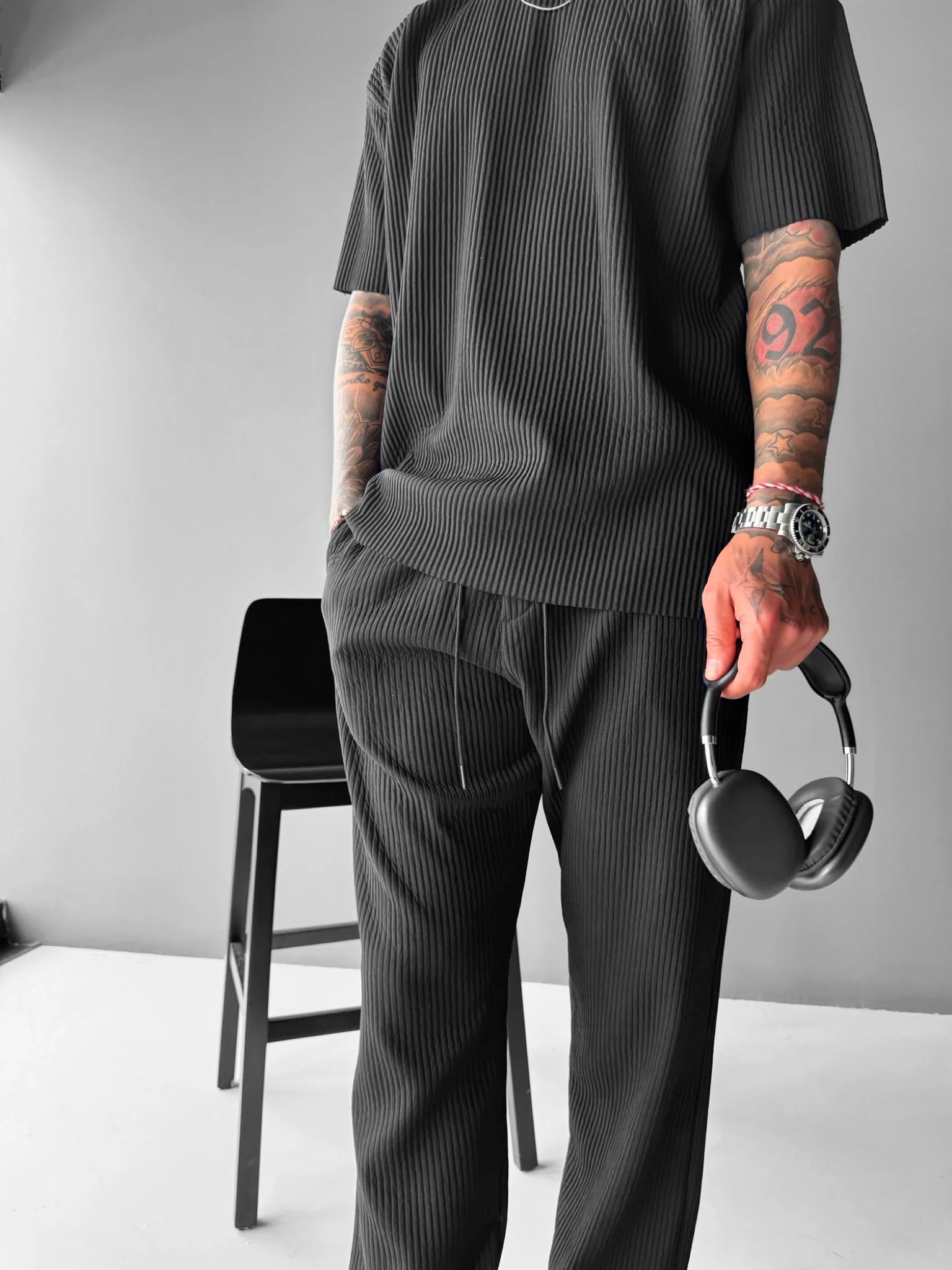 Loose Fit Ribbed Trousers - Black - Image 2