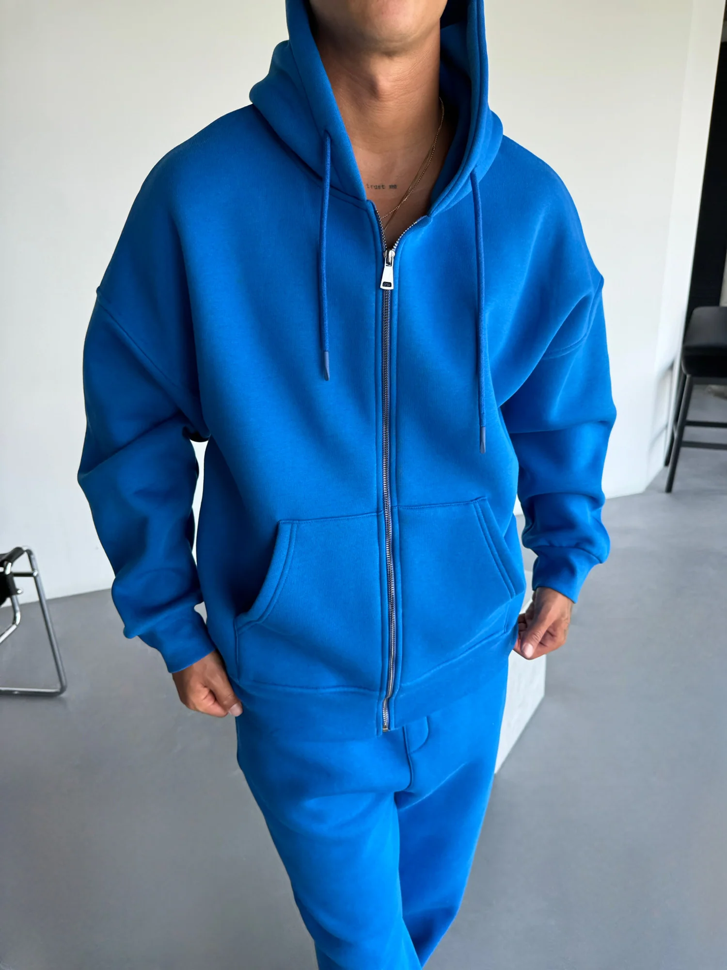 Oversize Basic Zipper Hoodie - Surf The Web - Image 3