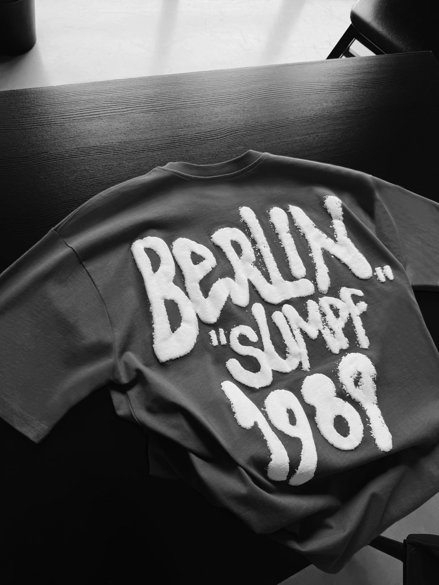 Oversize 'Berlin Sumpf' T-Shirt - Anthracite