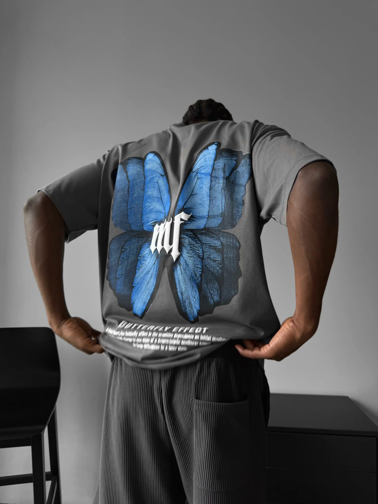 Oversize 'Butterfly Effect' T-Shirt - Anthracite - Image 3