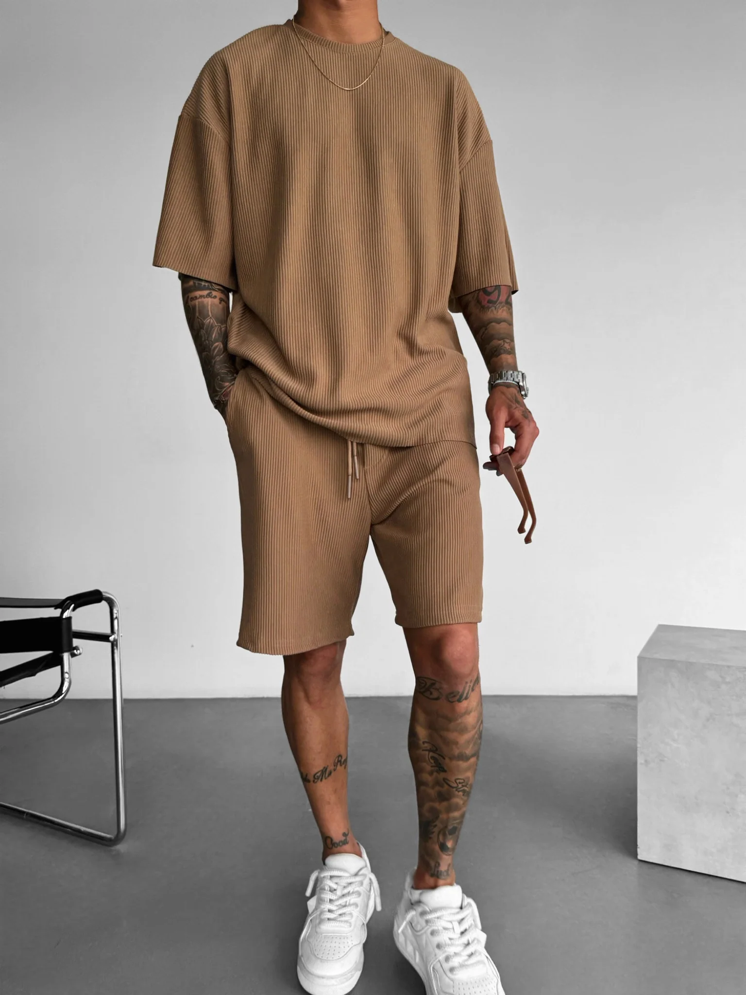 Oversize Cord Tee - Brown - Image 4