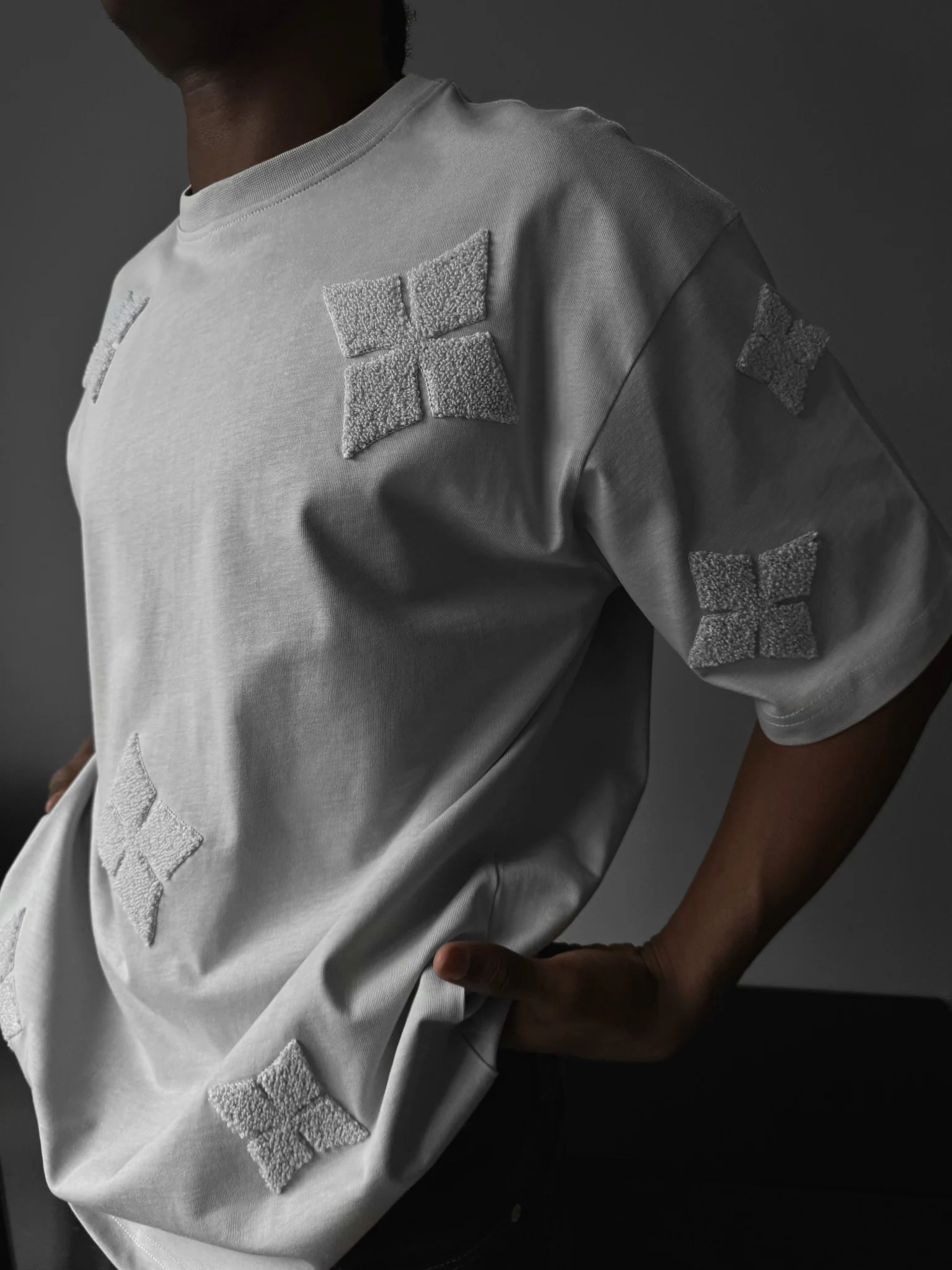 Oversize Detailed T-Shirt - Grey - Image 2