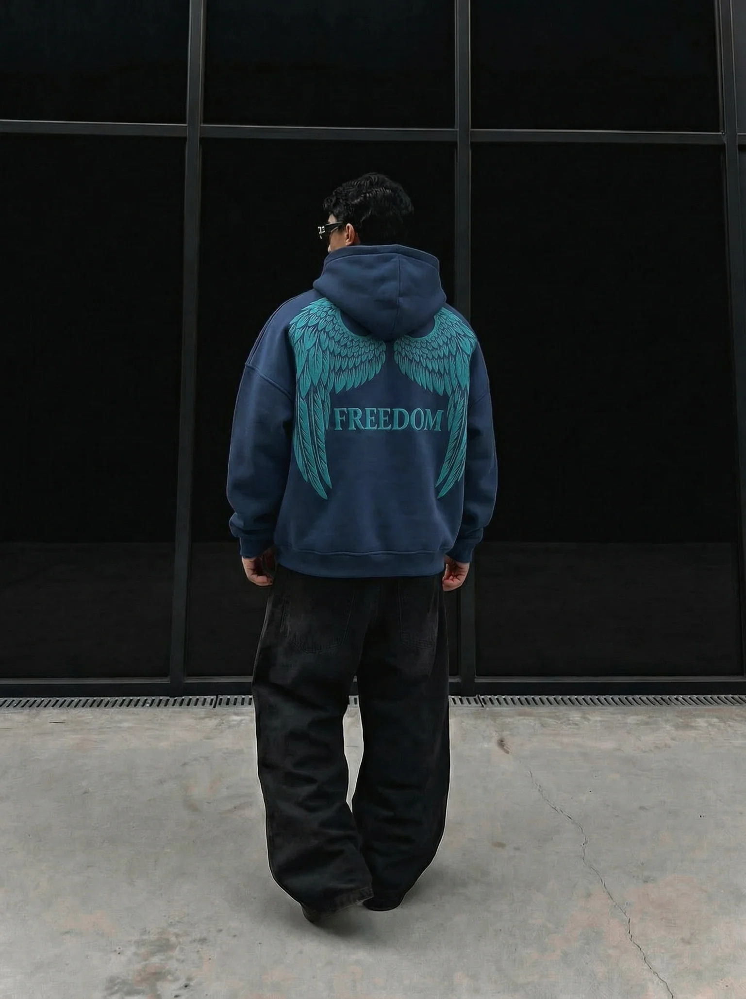Oversize Freedom Hoodie - Navy Peony