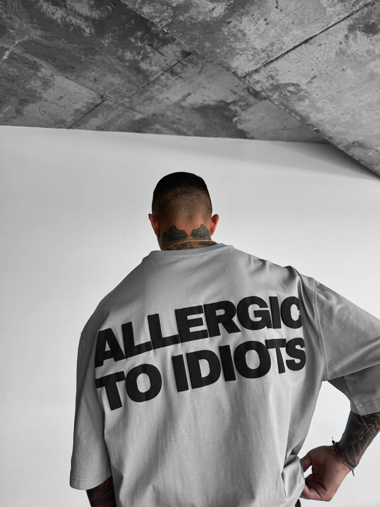 Oversize Statement T-shirt - Grey - Image 4