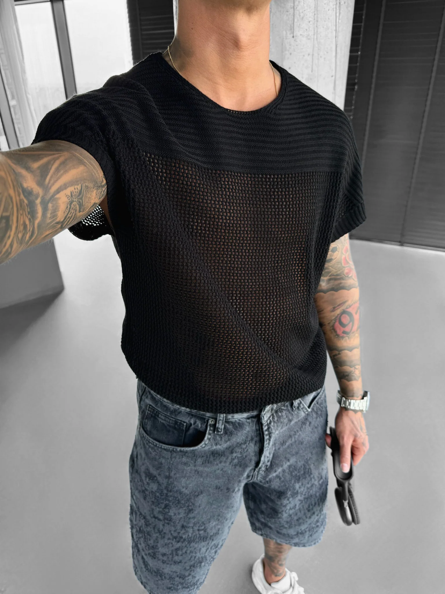Oversize Textured Knit T-shirt - Black - Image 2