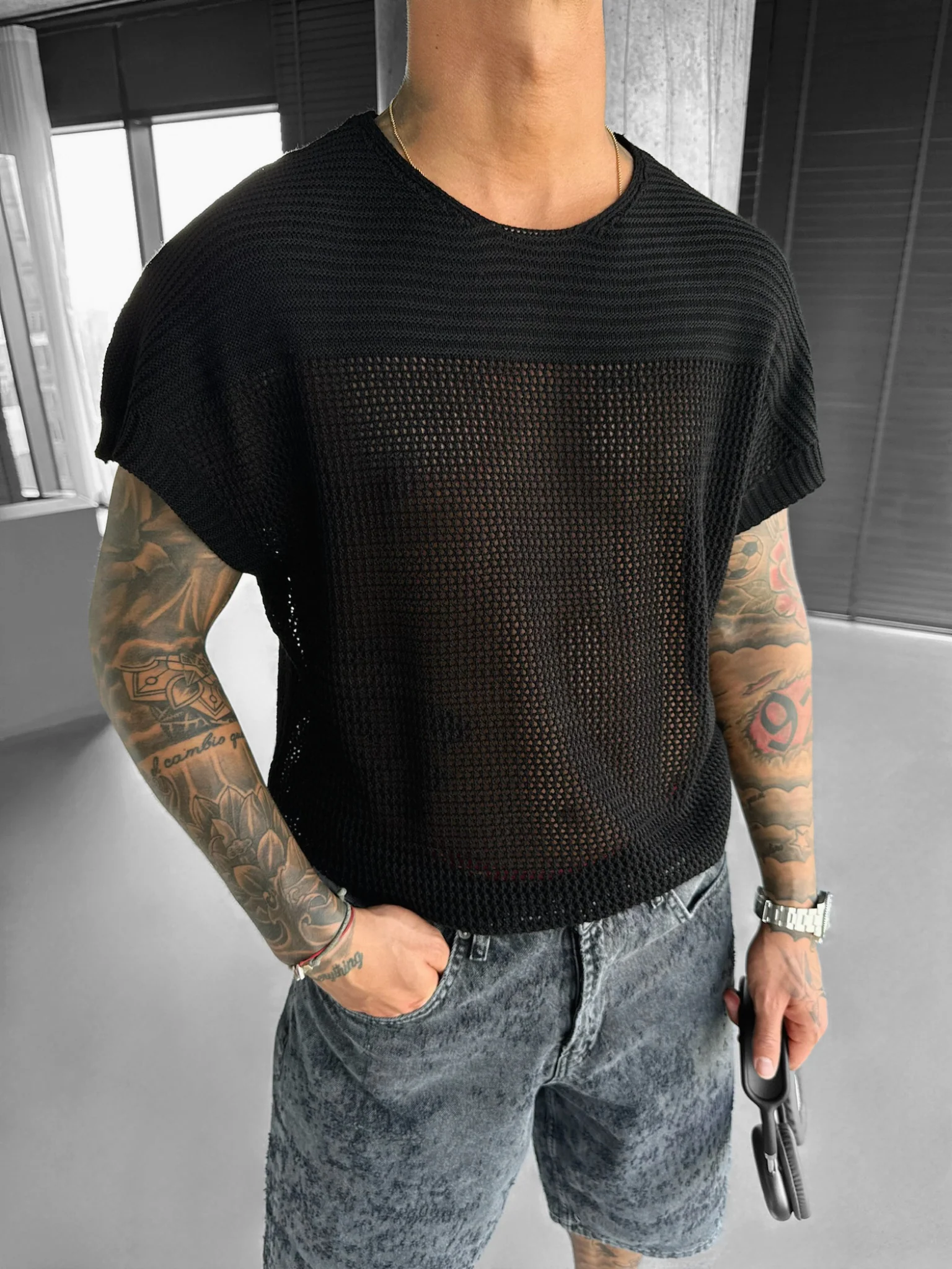 Oversize Textured Knit T-shirt - Black - Image 3