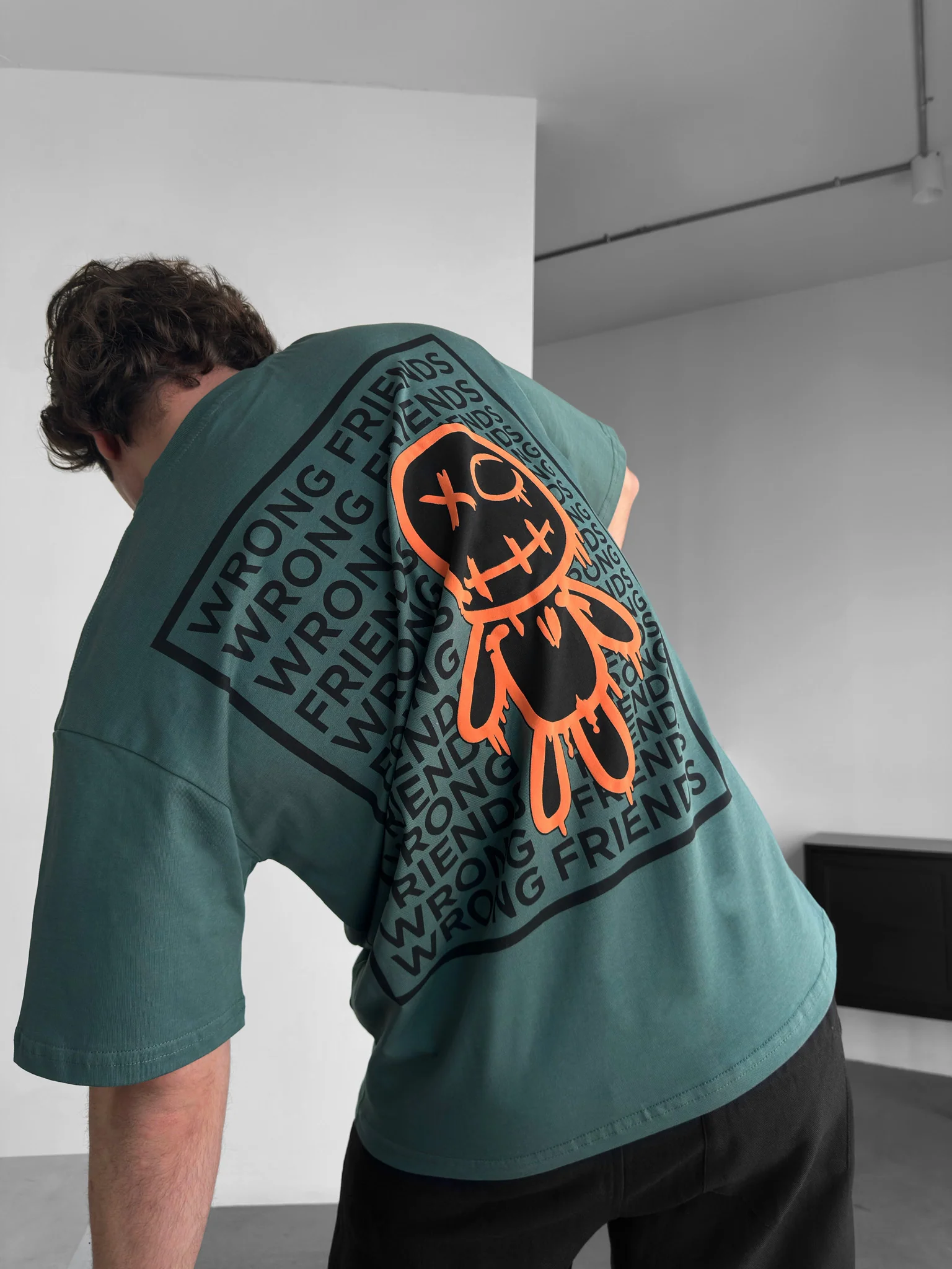 Oversize Wrong Friends T-shirt - Khaki - Image 2