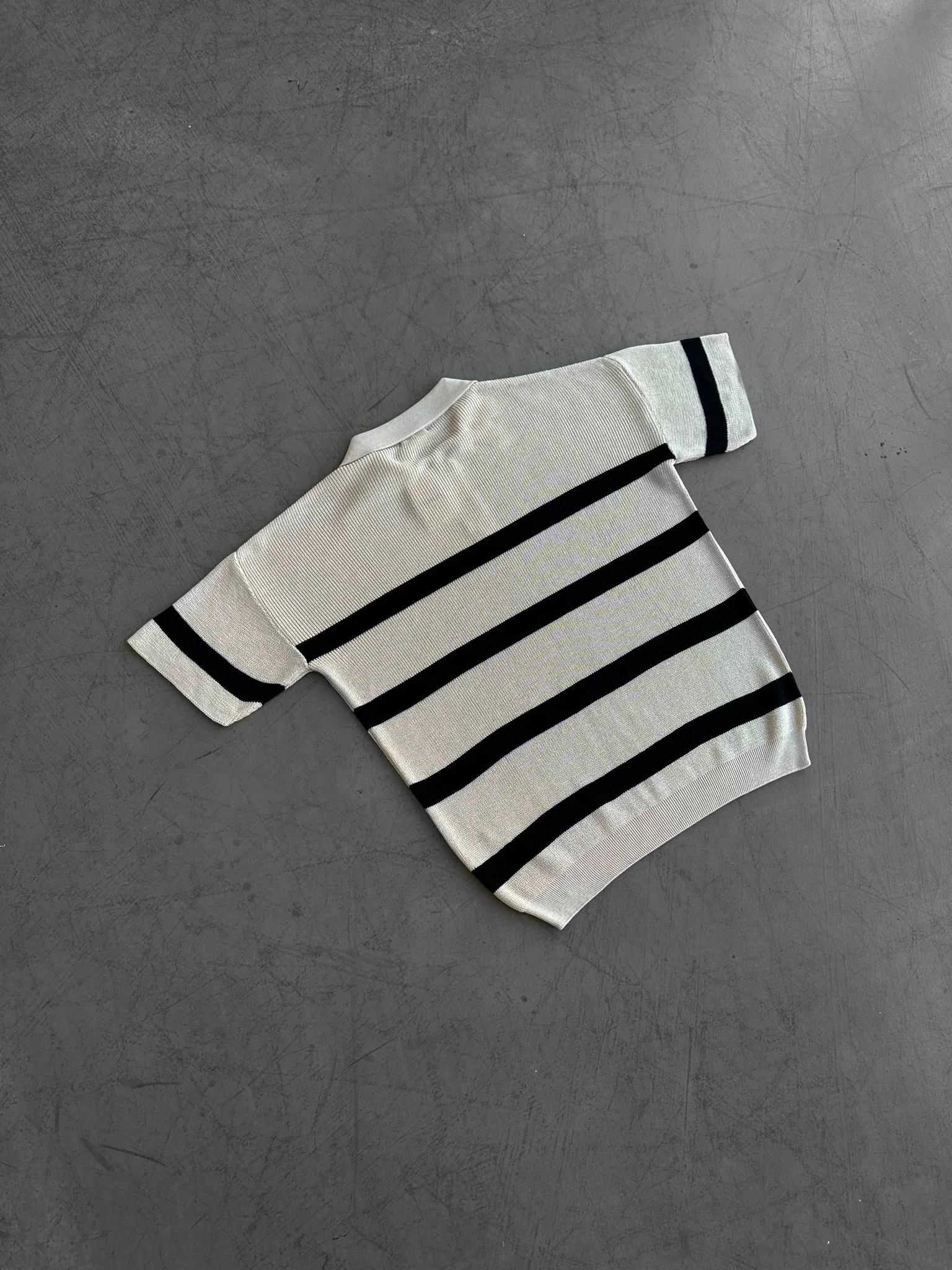 Regular Knit Zipper T-shirt - Cream - Image 4