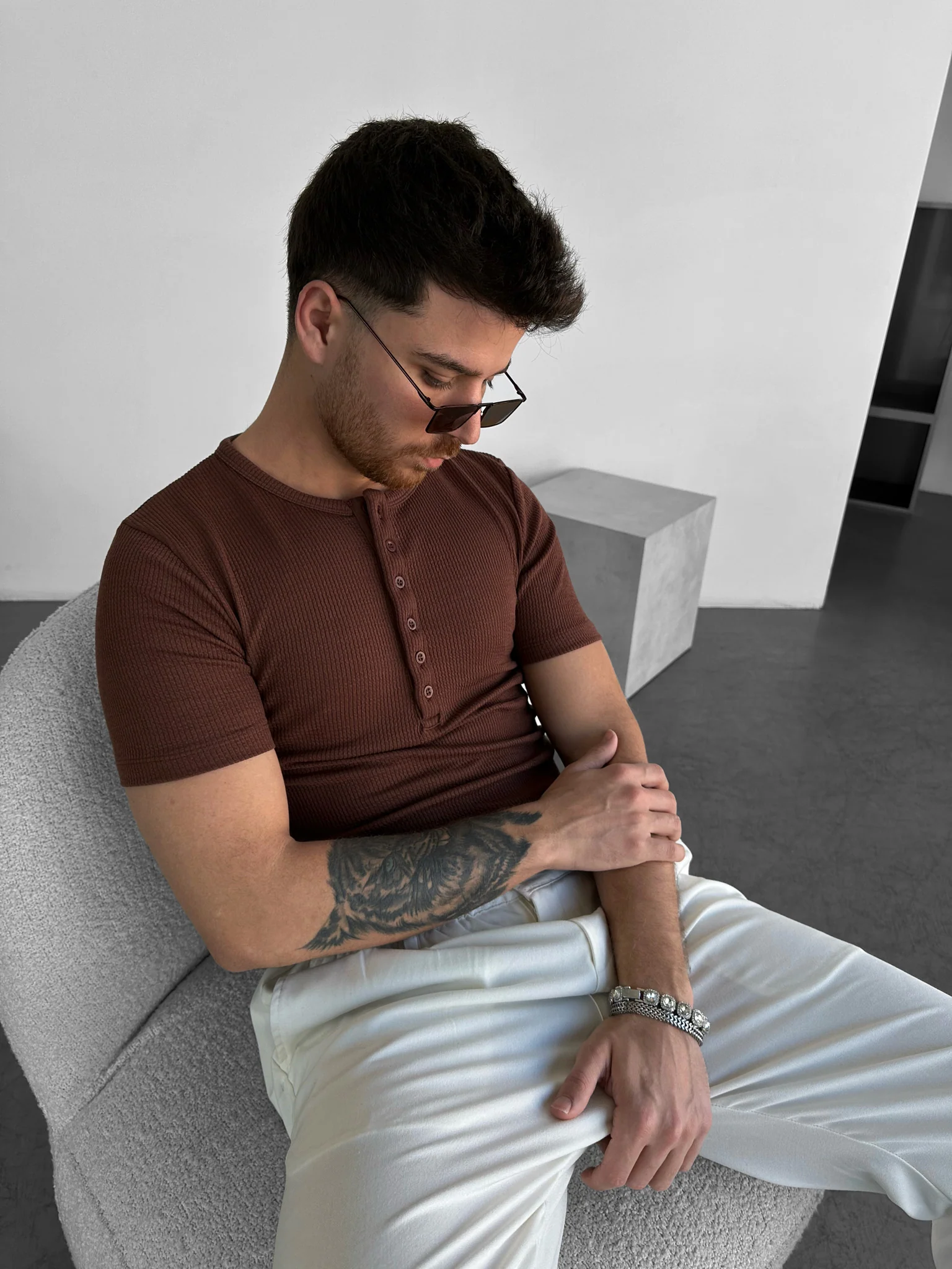 Slim Fit Button T-shirt - Brown